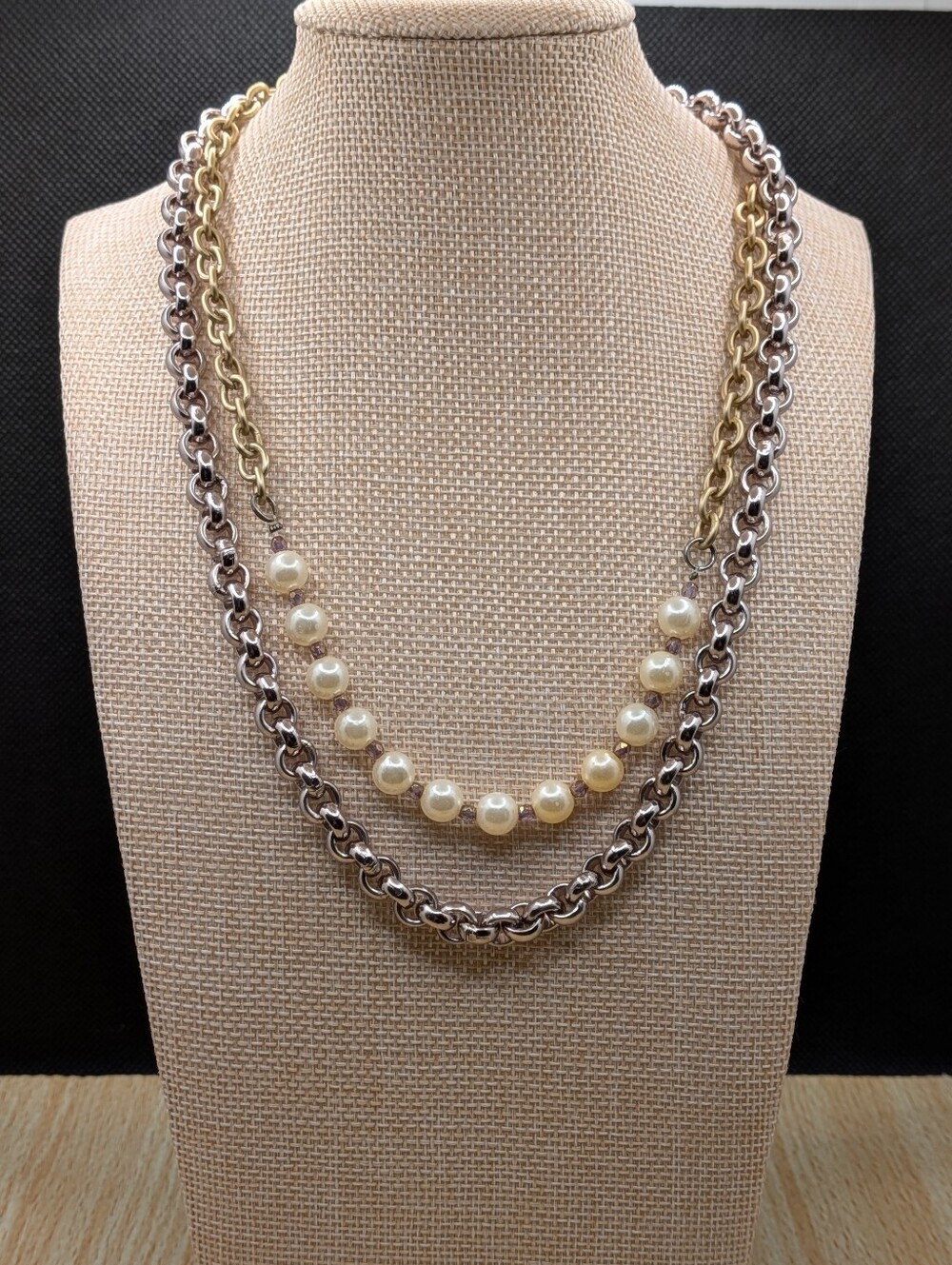 Sabika Layered Pearl Necklace